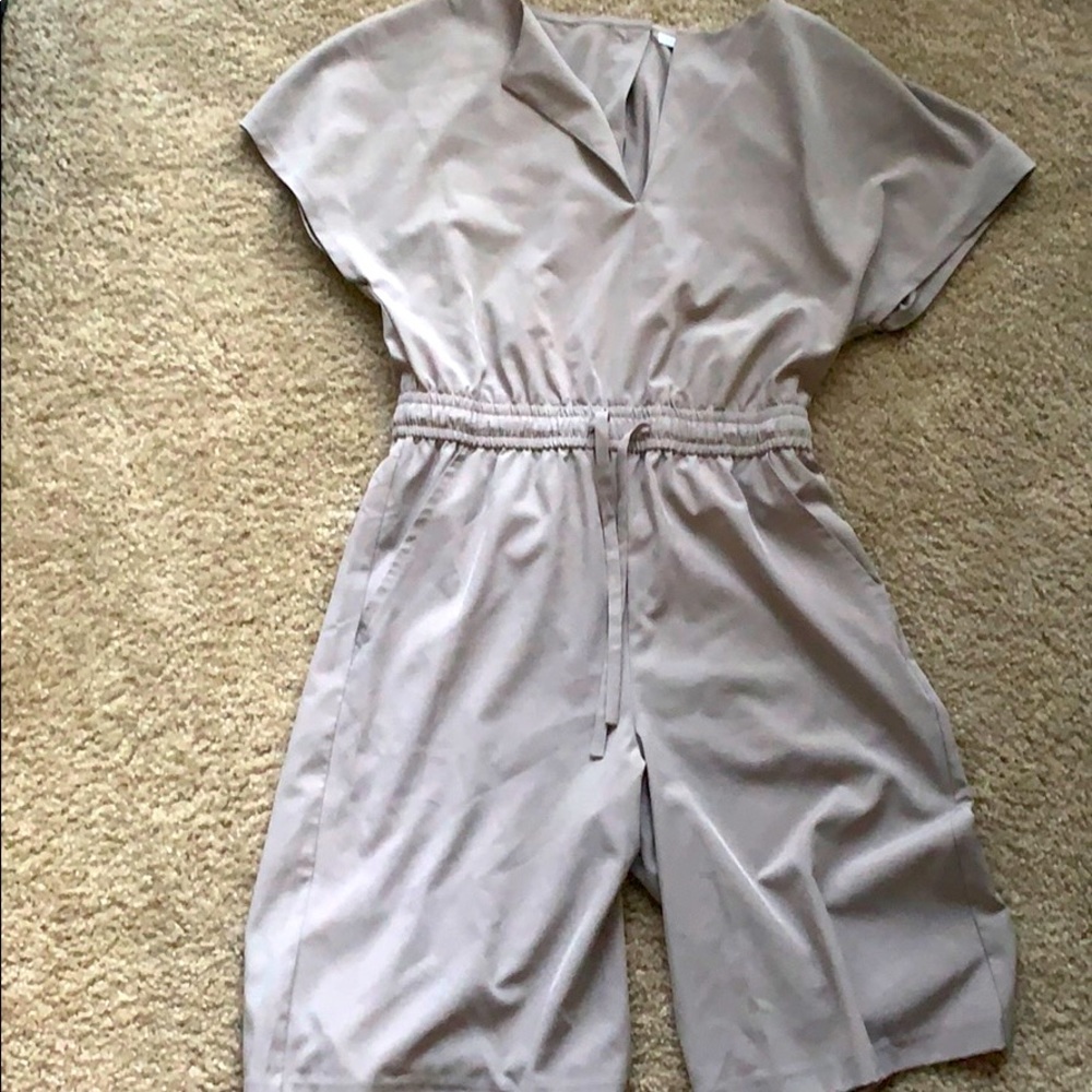 Women’s Gray/Tan Romper